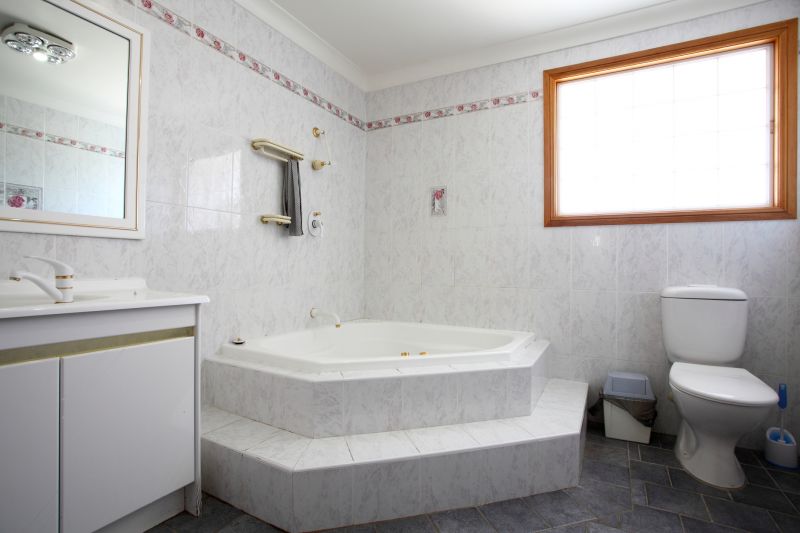 Cost of Bathtub Installation in New Ulm, MN